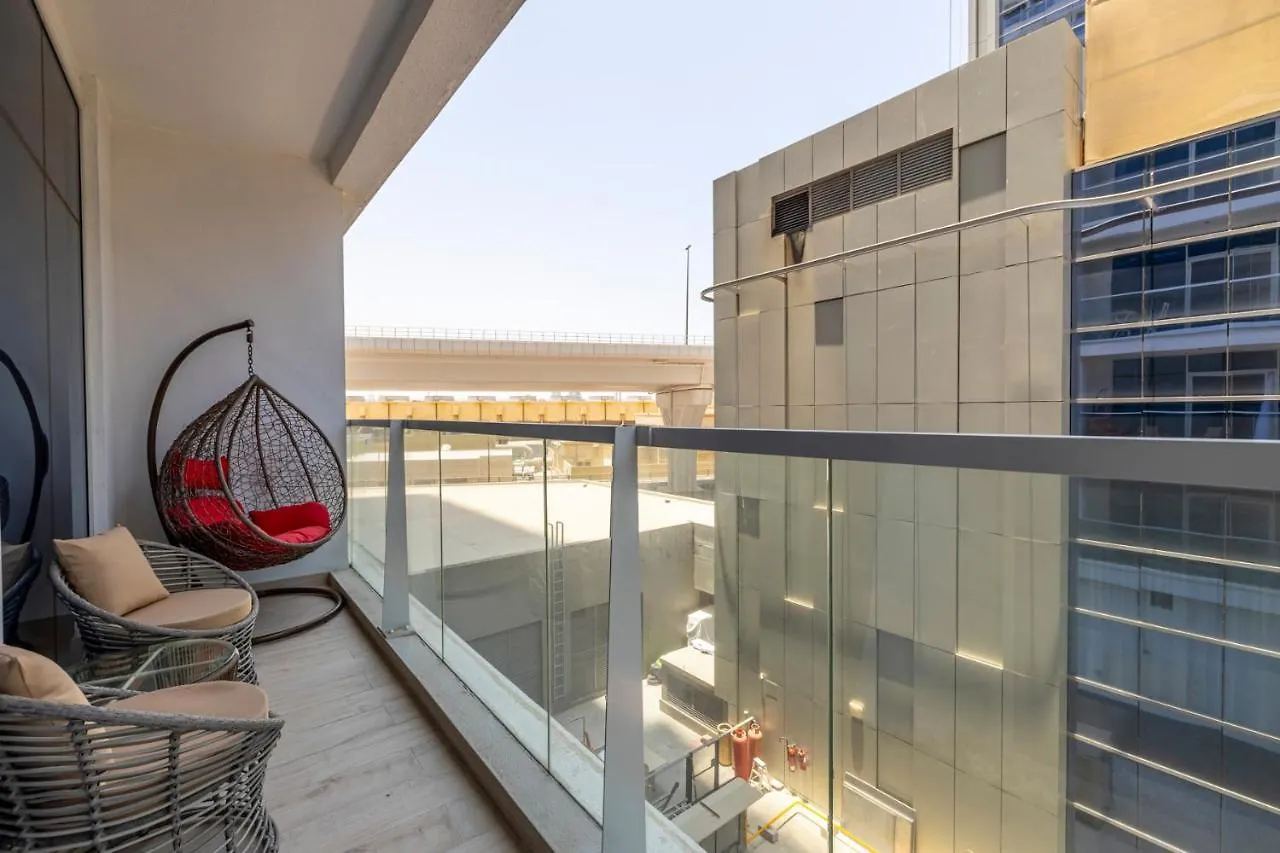 Cozy Yet Stylish Unit Studio One Marina Dubai