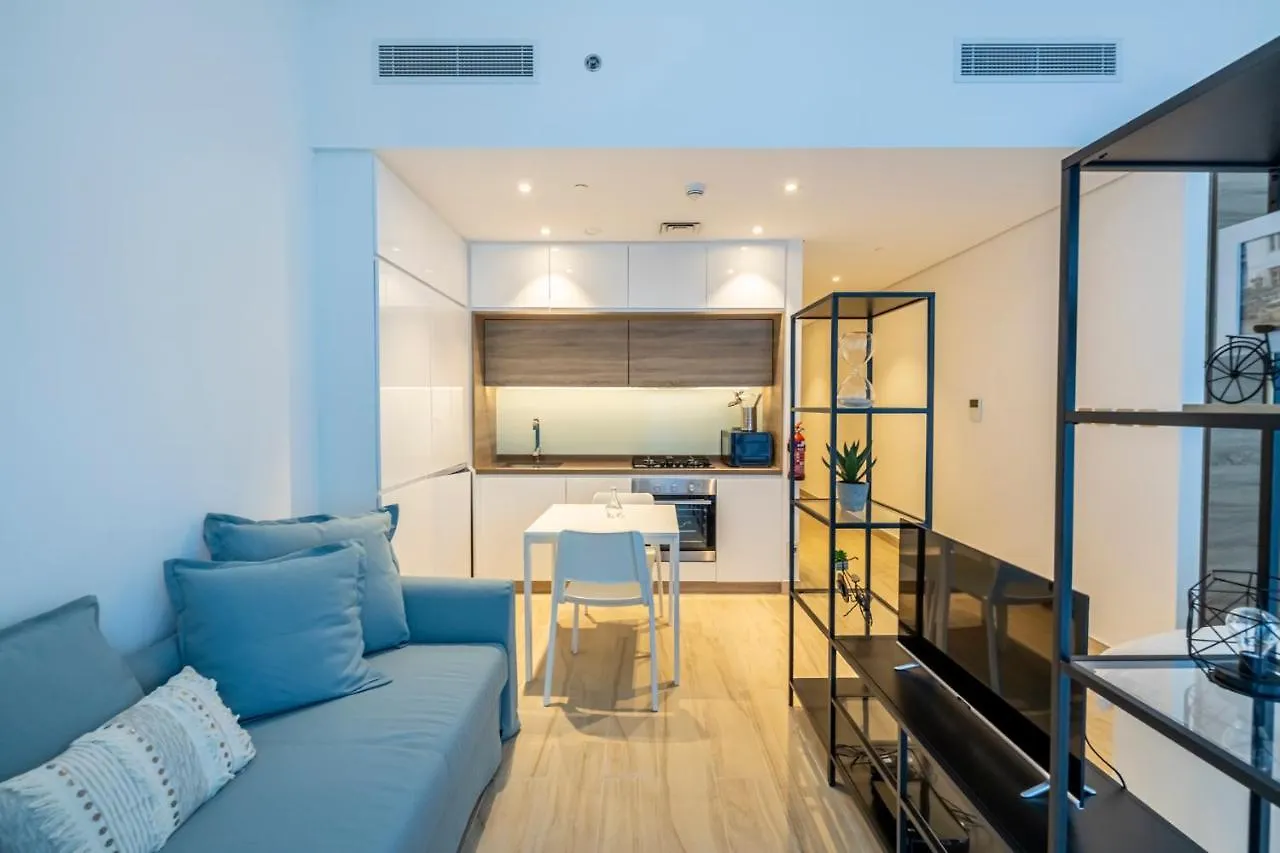 Apartment Cozy Yet Stylish Unit Studio One Marina Dubai United Arab Emirates